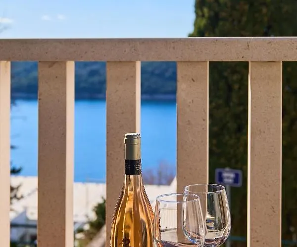 Daire Purple Seaview *